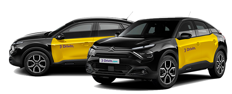 Taxi en Barcelona con skyline